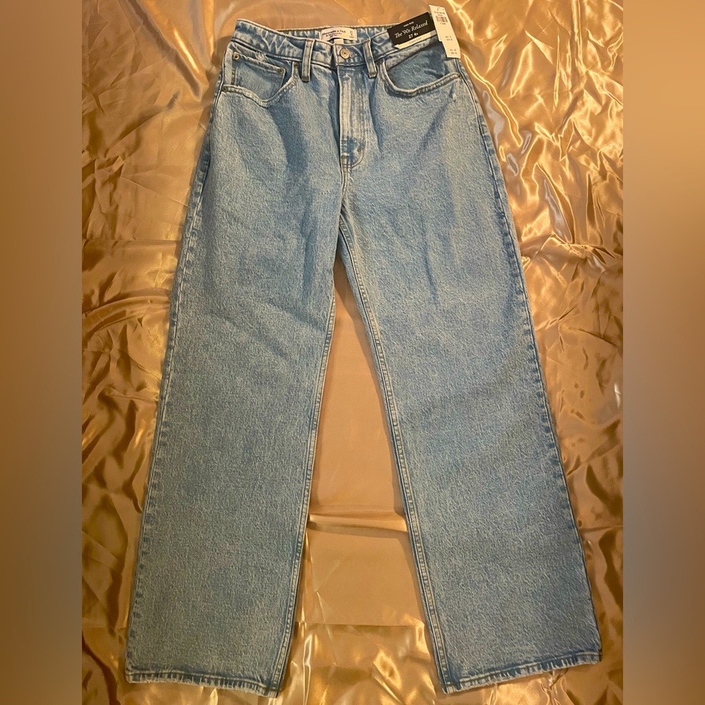 Abercrombie NEW 90s Relaxed Curve Love High Rise Jeans 4S/27S